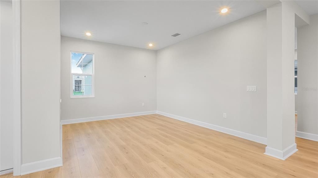 For Sale: $419,990 (2 beds, 2 baths, 1434 Square Feet)