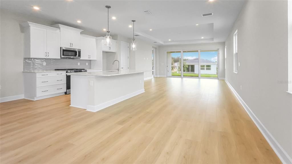 For Sale: $419,990 (2 beds, 2 baths, 1434 Square Feet)