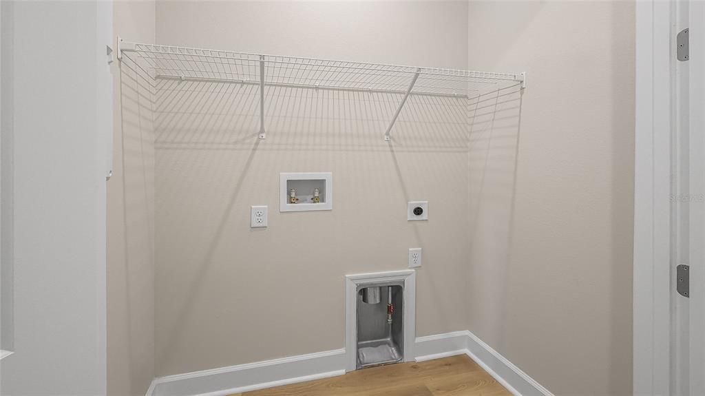 For Sale: $419,990 (2 beds, 2 baths, 1434 Square Feet)