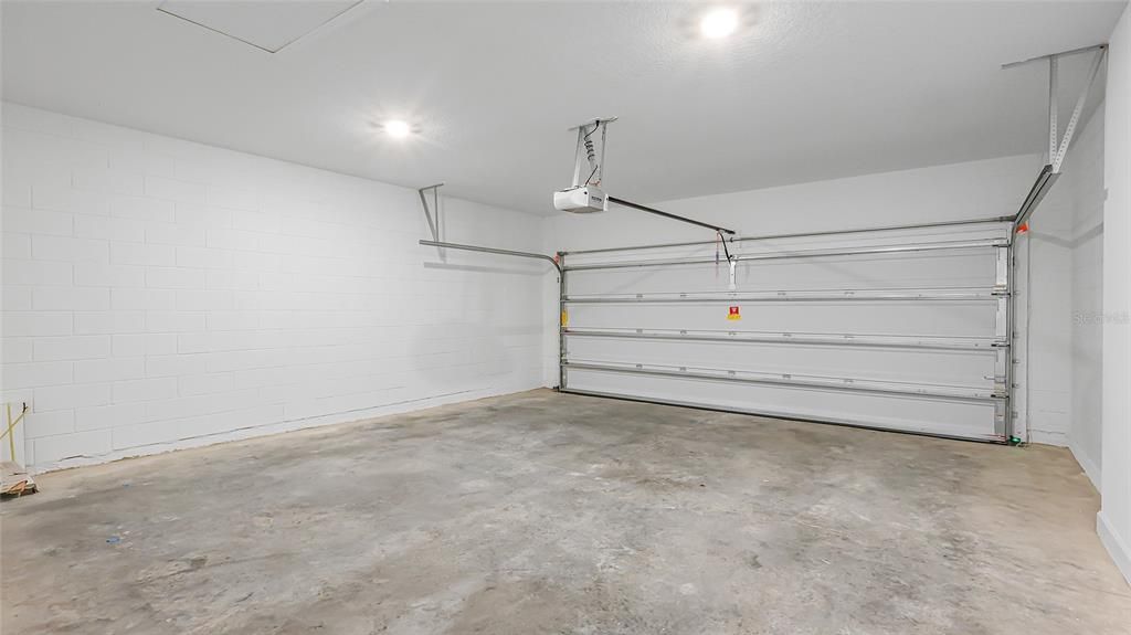 For Sale: $419,990 (2 beds, 2 baths, 1434 Square Feet)