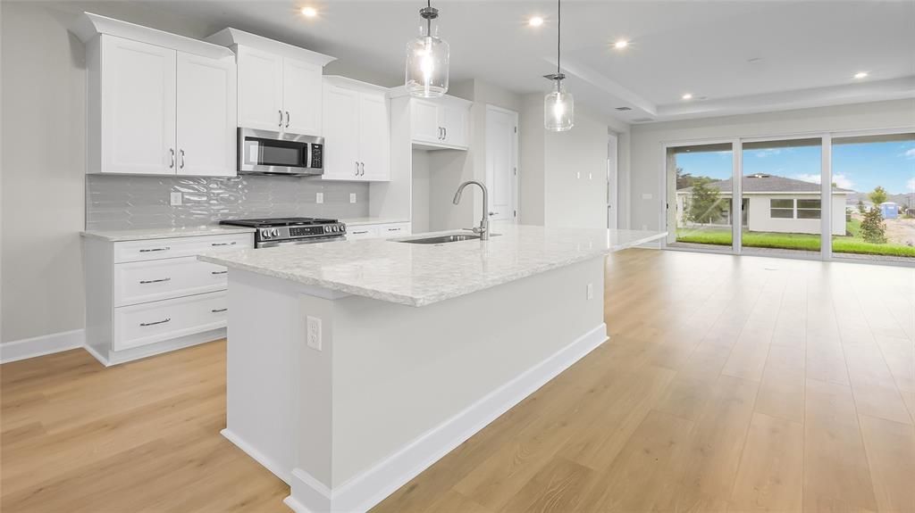 For Sale: $419,990 (2 beds, 2 baths, 1434 Square Feet)