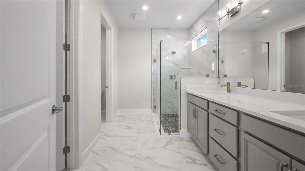 For Sale: $419,990 (2 beds, 2 baths, 1434 Square Feet)