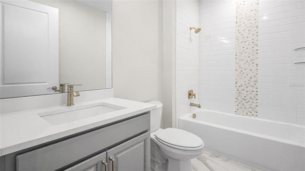 For Sale: $419,990 (2 beds, 2 baths, 1434 Square Feet)