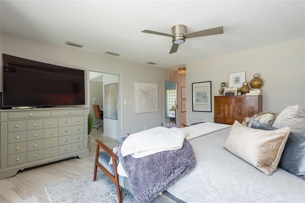 待售: $2,799,999 (4 贝兹, 4 浴室, 3620 平方英尺)