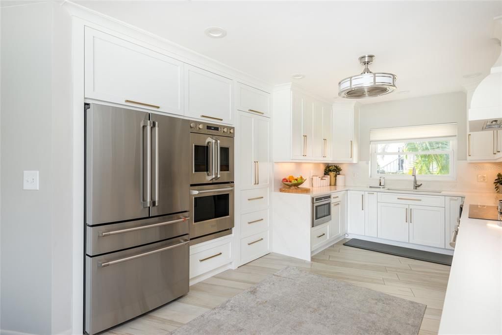 待售: $2,799,999 (4 贝兹, 4 浴室, 3620 平方英尺)