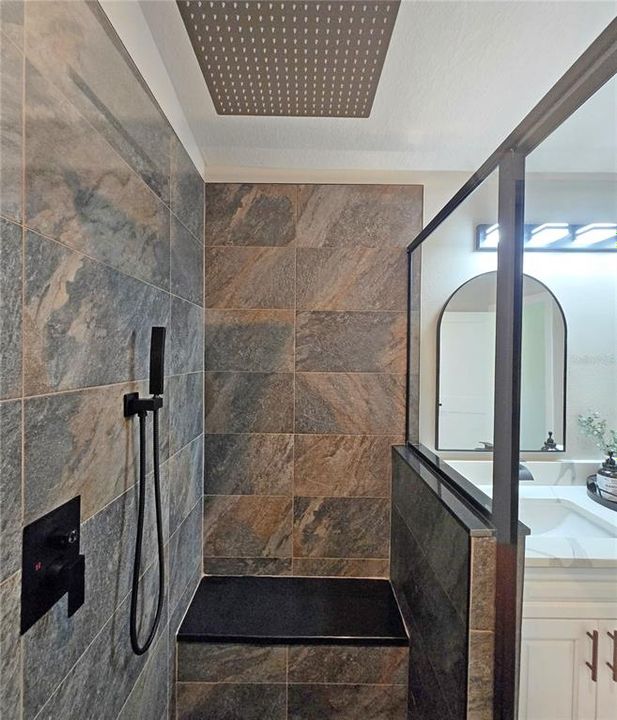 На продажу: $349,900 (3 спален, 2 ванн, 1750 Квадратных фут)