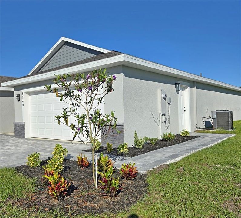 На продажу: $349,900 (3 спален, 2 ванн, 1750 Квадратных фут)