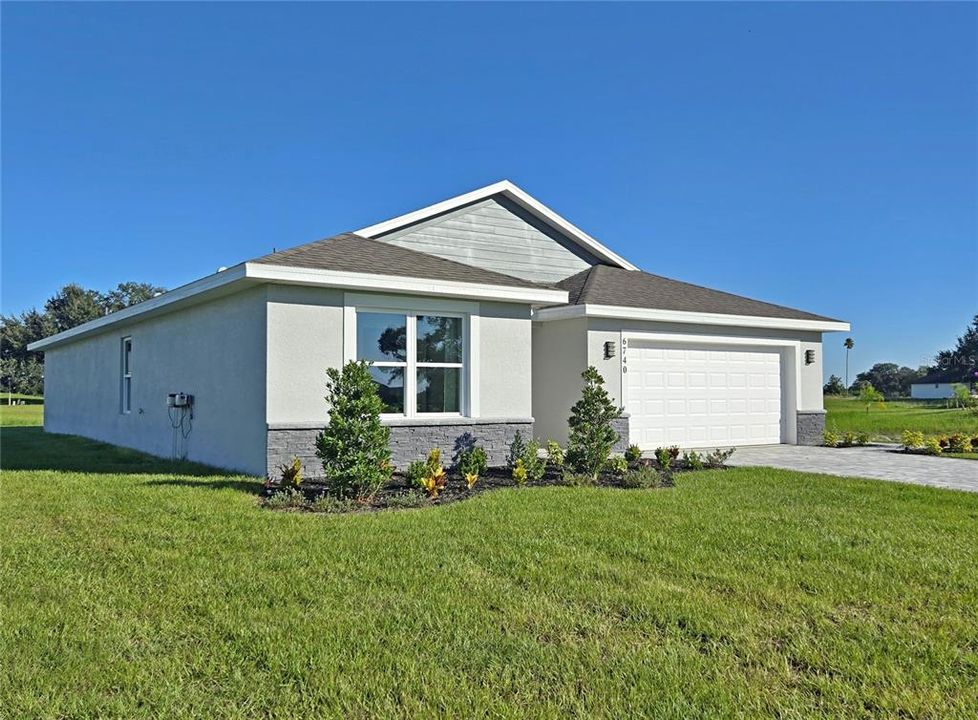 На продажу: $349,900 (3 спален, 2 ванн, 1750 Квадратных фут)