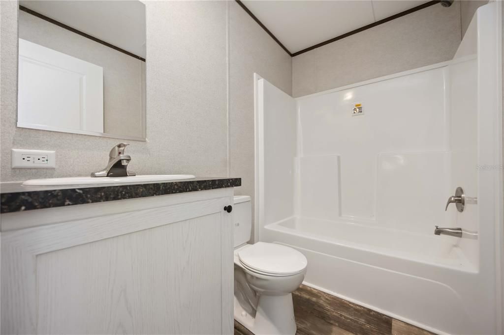 En Venta: $248,500 (3 camas, 2 baños, 1387 Pies cuadrados)