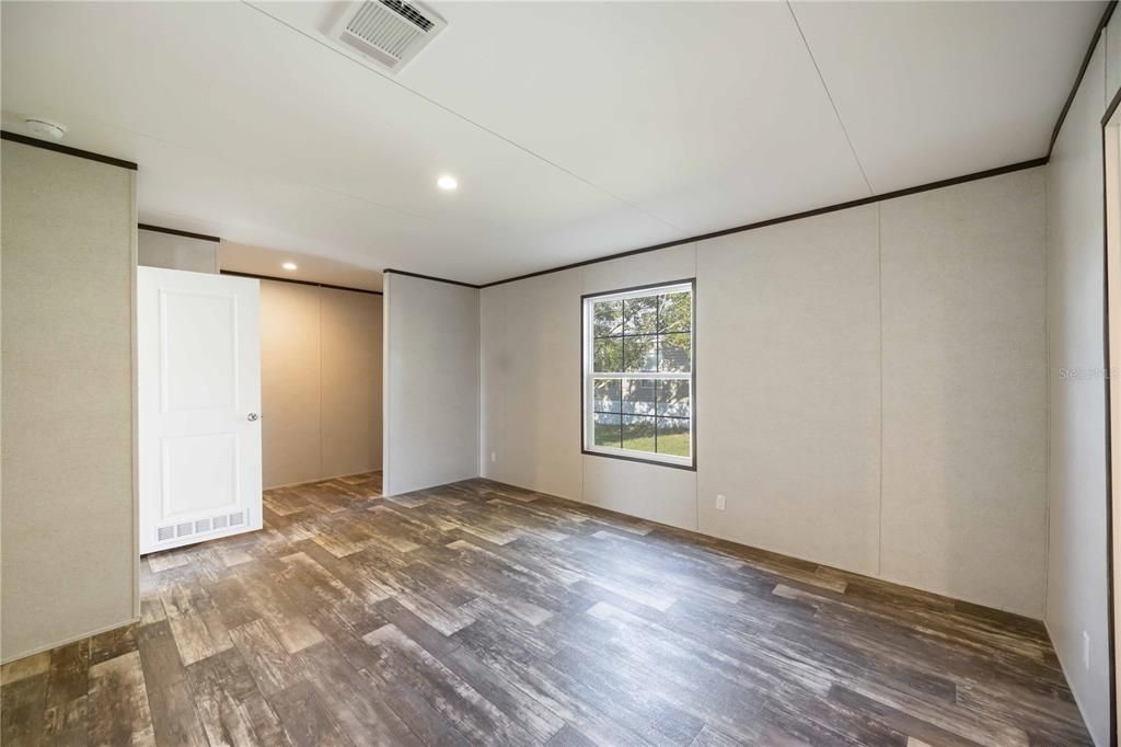 En Venta: $248,500 (3 camas, 2 baños, 1387 Pies cuadrados)