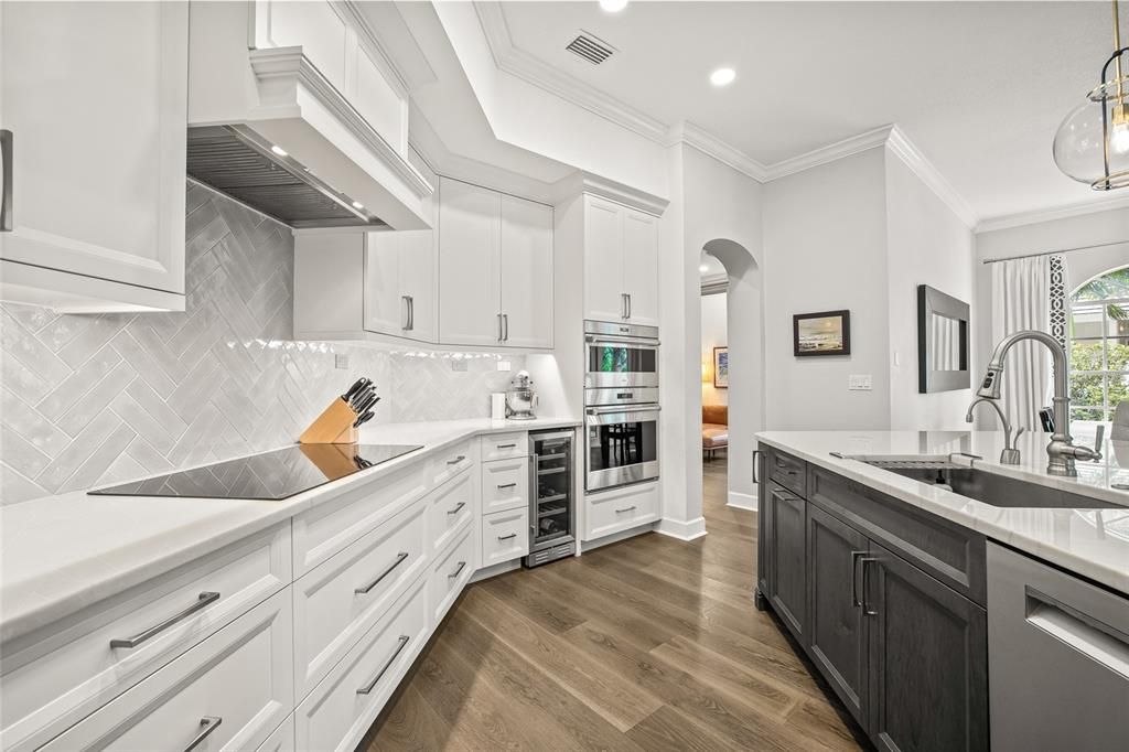 For Sale: $1,450,000 (4 beds, 2 baths, 3504 Square Feet)