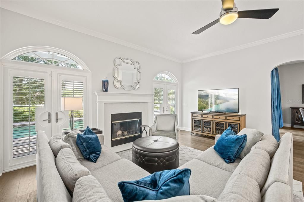 For Sale: $1,450,000 (4 beds, 2 baths, 3504 Square Feet)