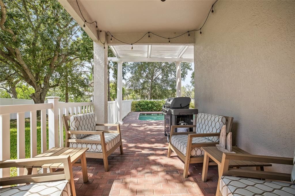 For Sale: $1,450,000 (4 beds, 2 baths, 3504 Square Feet)