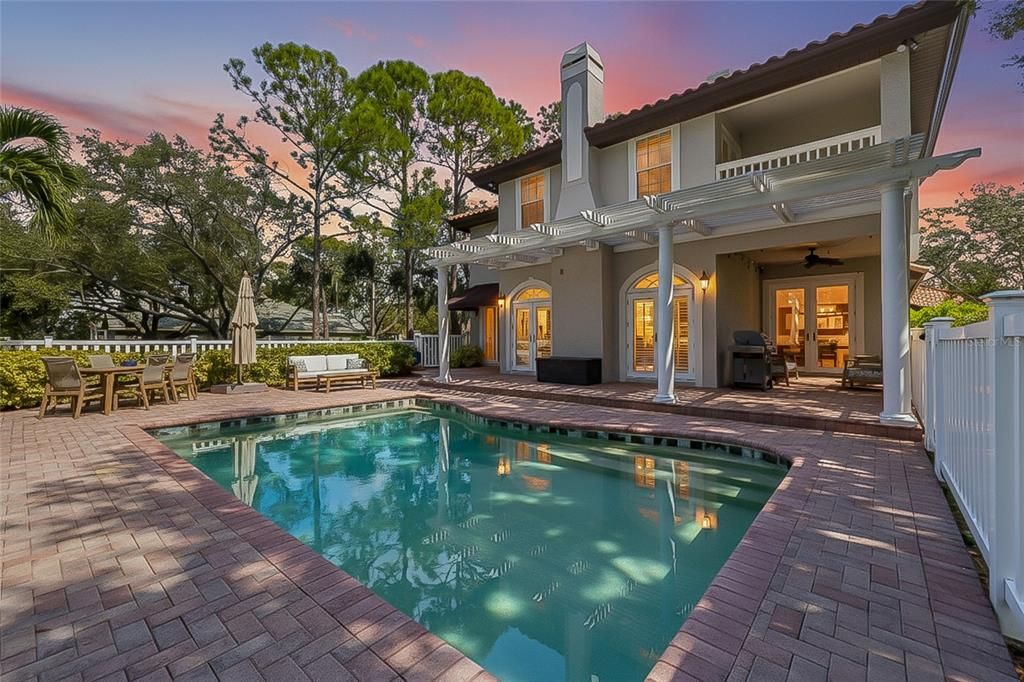 For Sale: $1,450,000 (4 beds, 2 baths, 3504 Square Feet)