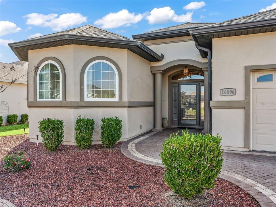 На продажу: $399,000 (3 спален, 2 ванн, 1951 Квадратных фут)