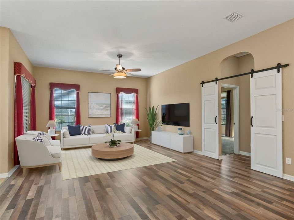 На продажу: $399,000 (3 спален, 2 ванн, 1951 Квадратных фут)