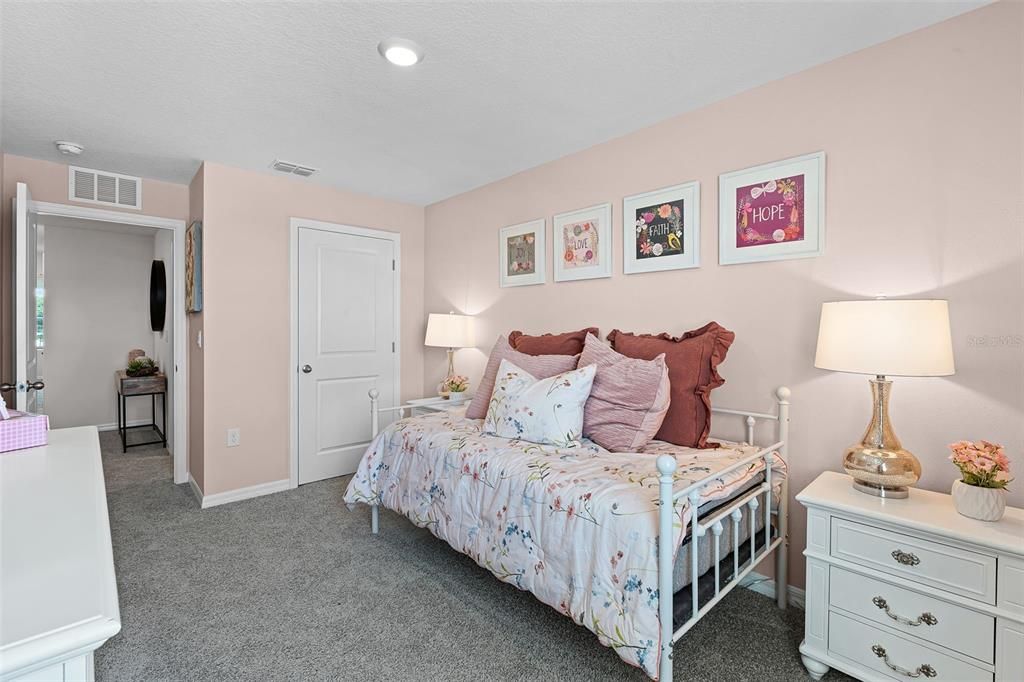 For Sale: $350,990 (3 beds, 2 baths, 1551 Square Feet)