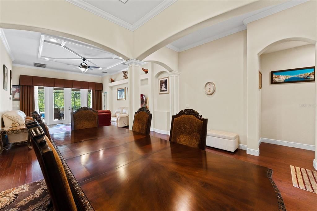 На продажу: $652,900 (4 спален, 4 ванн, 3763 Квадратных фут)