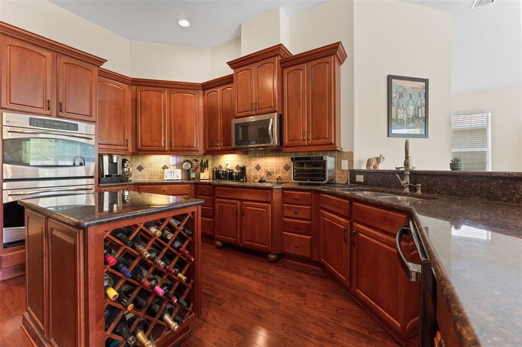 На продажу: $652,900 (4 спален, 4 ванн, 3763 Квадратных фут)