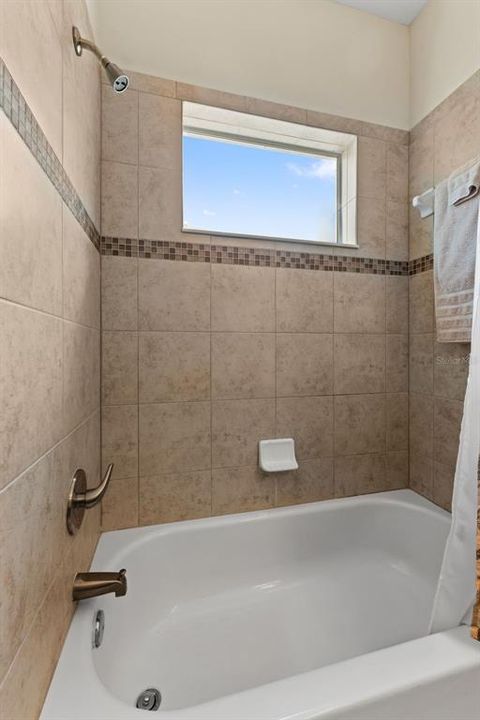 На продажу: $652,900 (4 спален, 4 ванн, 3763 Квадратных фут)