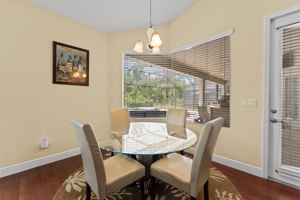 На продажу: $652,900 (4 спален, 4 ванн, 3763 Квадратных фут)