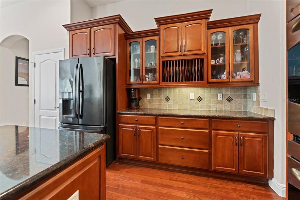 На продажу: $652,900 (4 спален, 4 ванн, 3763 Квадратных фут)