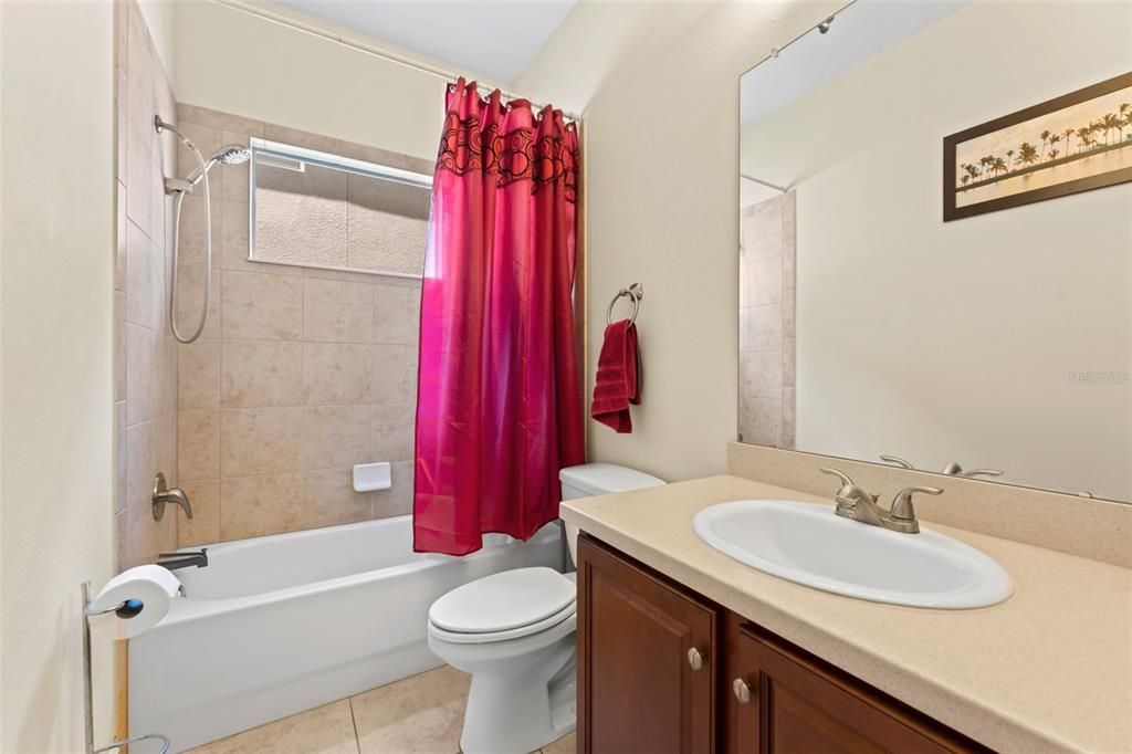 На продажу: $652,900 (4 спален, 4 ванн, 3763 Квадратных фут)