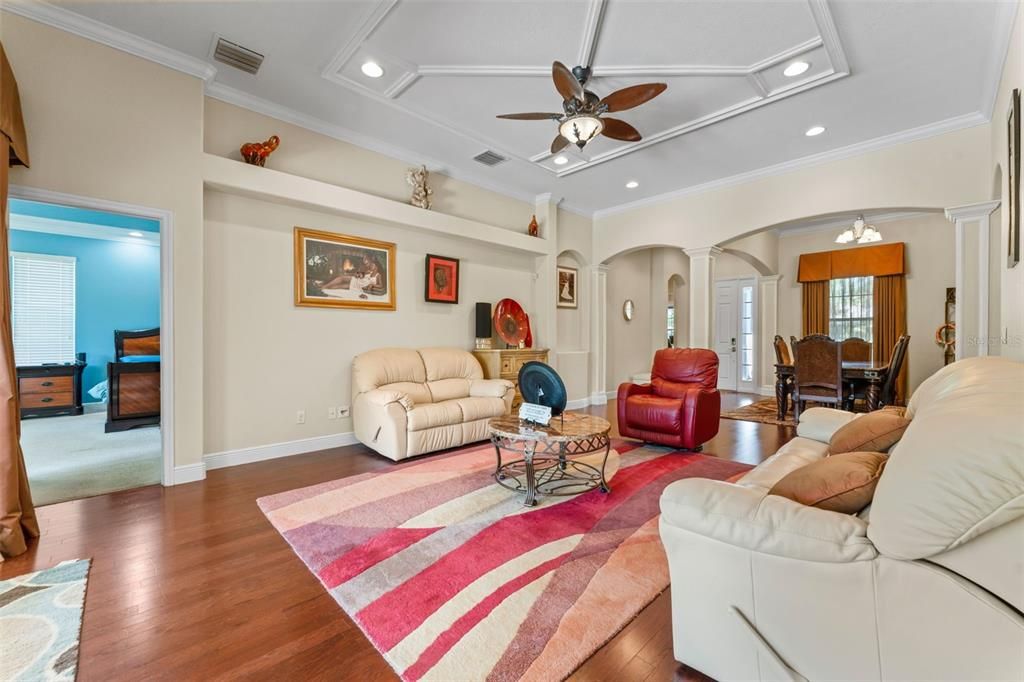 На продажу: $652,900 (4 спален, 4 ванн, 3763 Квадратных фут)