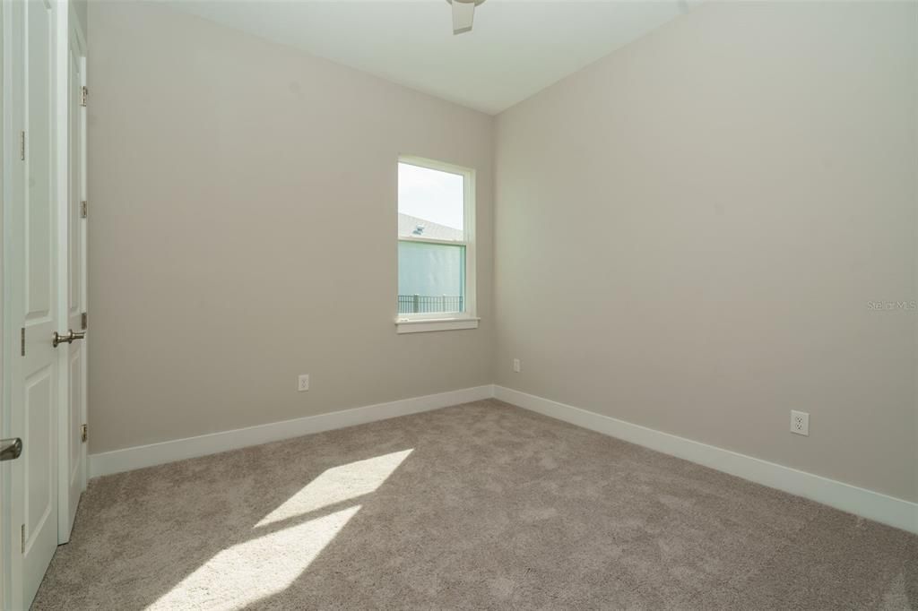 For Sale: $850,000 (3 beds, 2 baths, 2735 Square Feet)