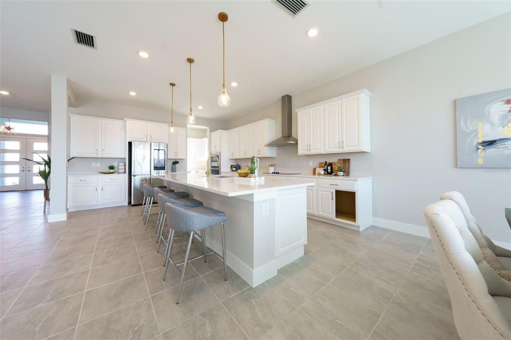 For Sale: $850,000 (3 beds, 2 baths, 2735 Square Feet)