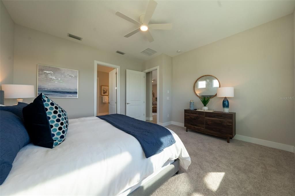 For Sale: $850,000 (3 beds, 2 baths, 2735 Square Feet)