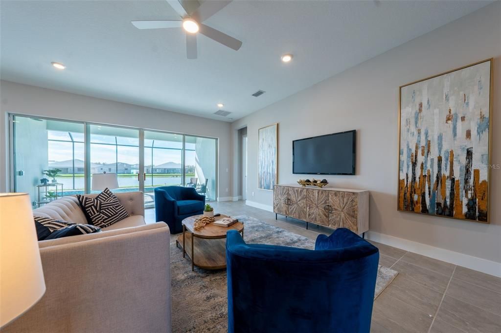 For Sale: $850,000 (3 beds, 2 baths, 2735 Square Feet)