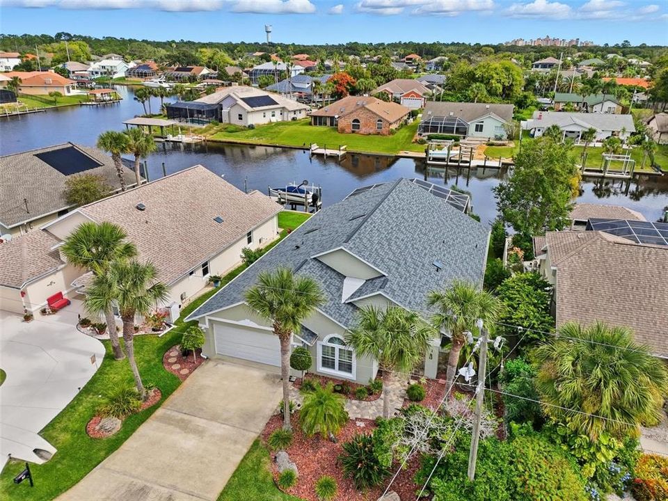 Под контрактом: $700,000 (4 спален, 2 ванн, 2088 Квадратных фут)