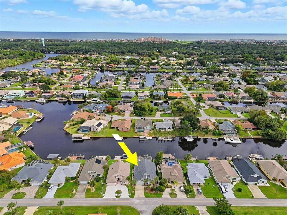 Под контрактом: $700,000 (4 спален, 2 ванн, 2088 Квадратных фут)