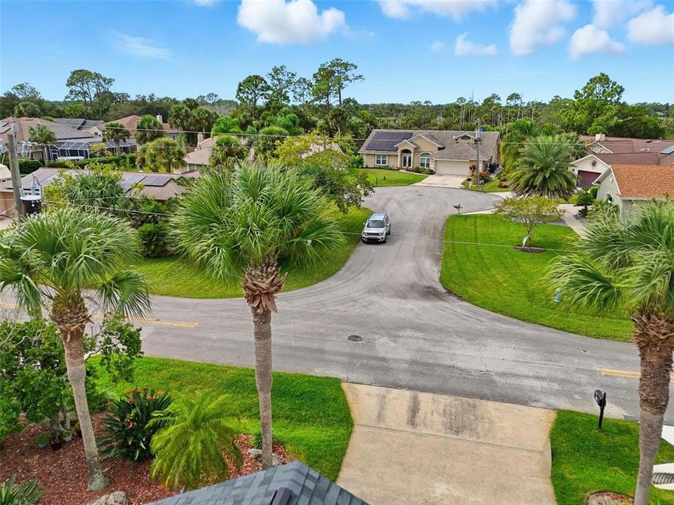 Под контрактом: $700,000 (4 спален, 2 ванн, 2088 Квадратных фут)