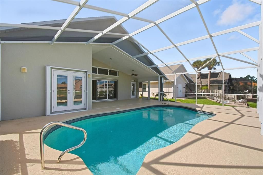 Под контрактом: $700,000 (4 спален, 2 ванн, 2088 Квадратных фут)