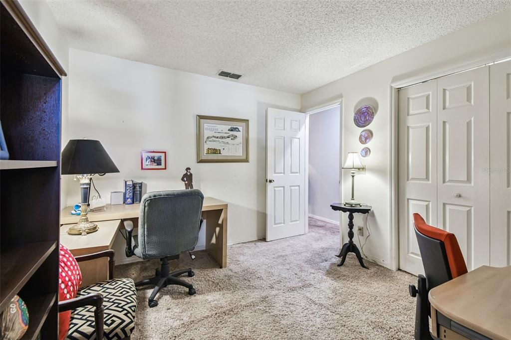 待售: $325,999 (4 贝兹, 3 浴室, 2191 平方英尺)