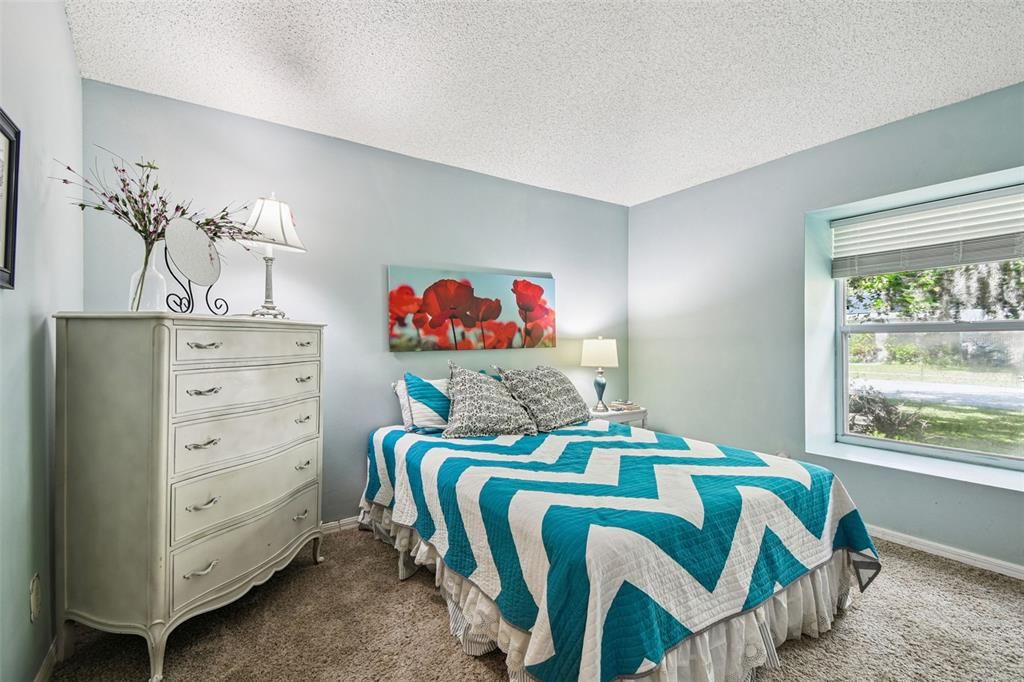 待售: $325,999 (4 贝兹, 3 浴室, 2191 平方英尺)