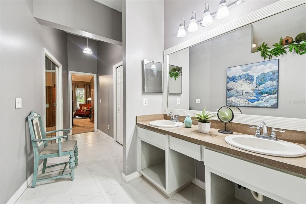 待售: $325,999 (4 贝兹, 3 浴室, 2191 平方英尺)