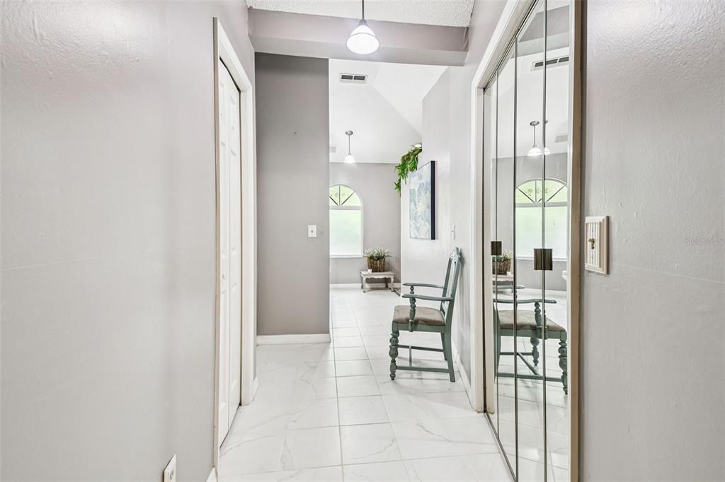 待售: $325,999 (4 贝兹, 3 浴室, 2191 平方英尺)