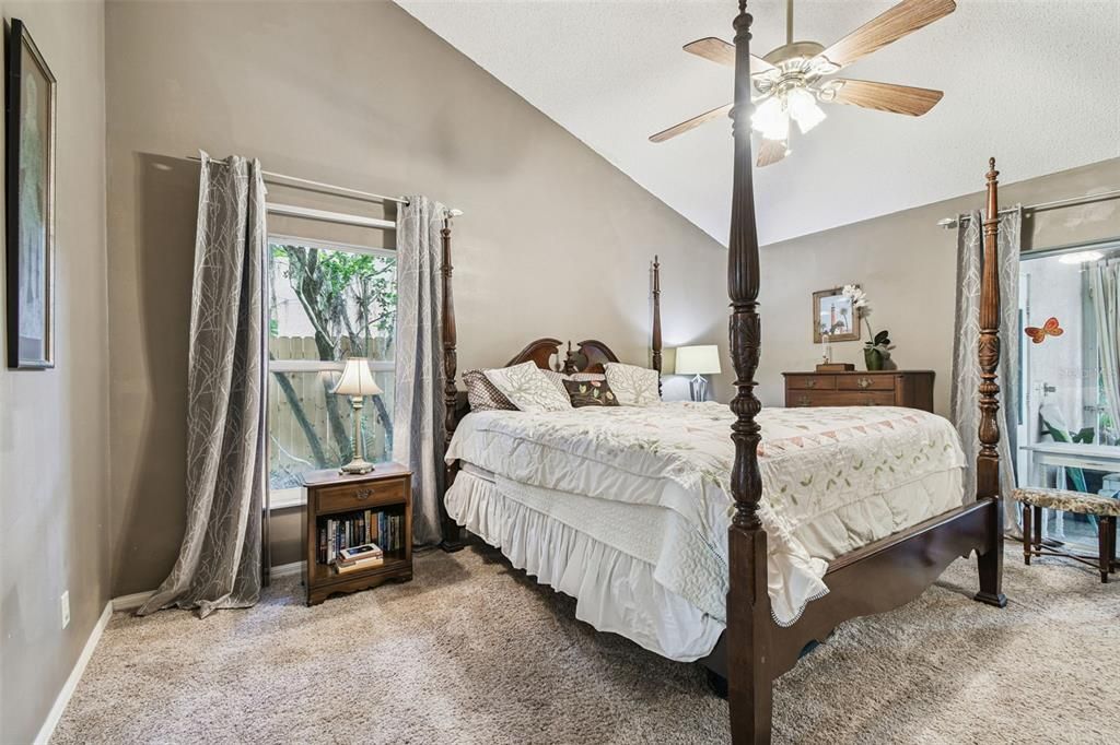 待售: $325,999 (4 贝兹, 3 浴室, 2191 平方英尺)