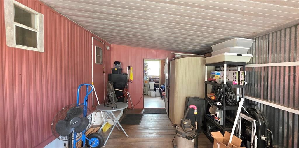 На продажу: $89,900 (2 спален, 2 ванн, 924 Квадратных фут)