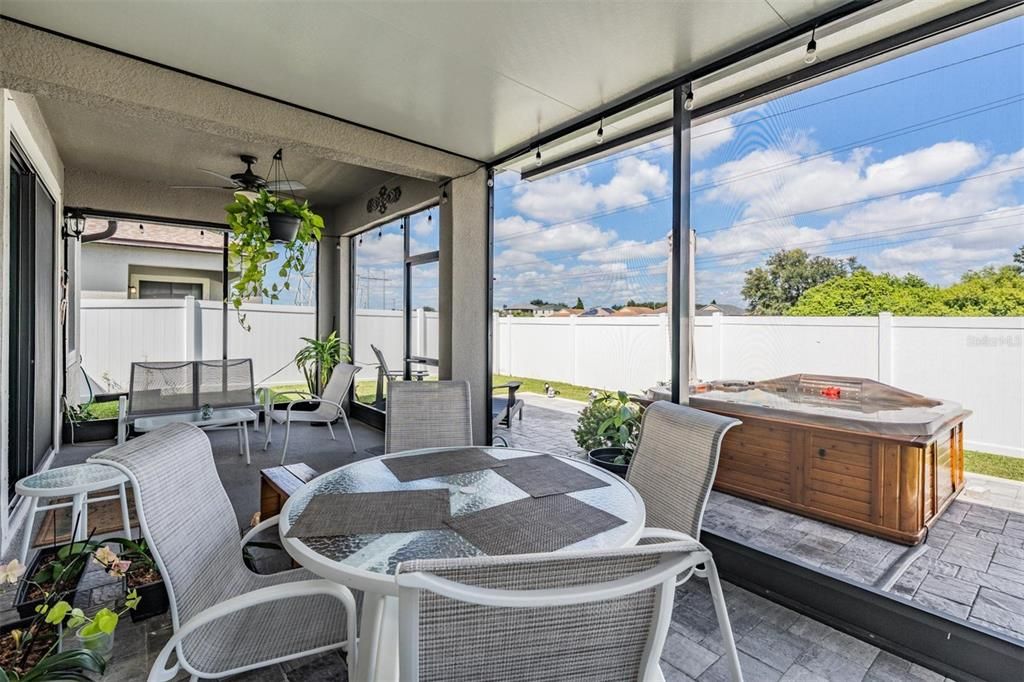 Active With Contract: $377,000 (3 beds, 2 baths, 1880 Square Feet)