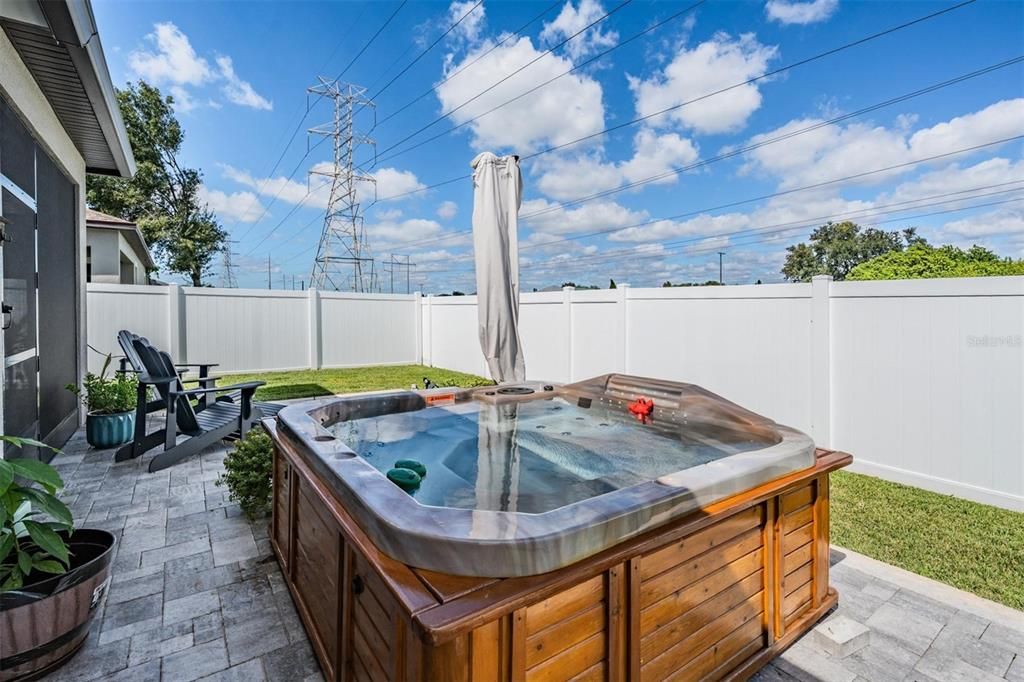 Active With Contract: $377,000 (3 beds, 2 baths, 1880 Square Feet)