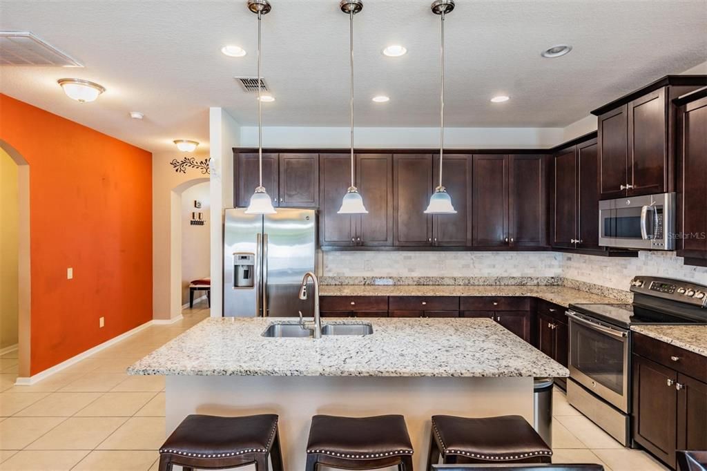 Active With Contract: $377,000 (3 beds, 2 baths, 1880 Square Feet)