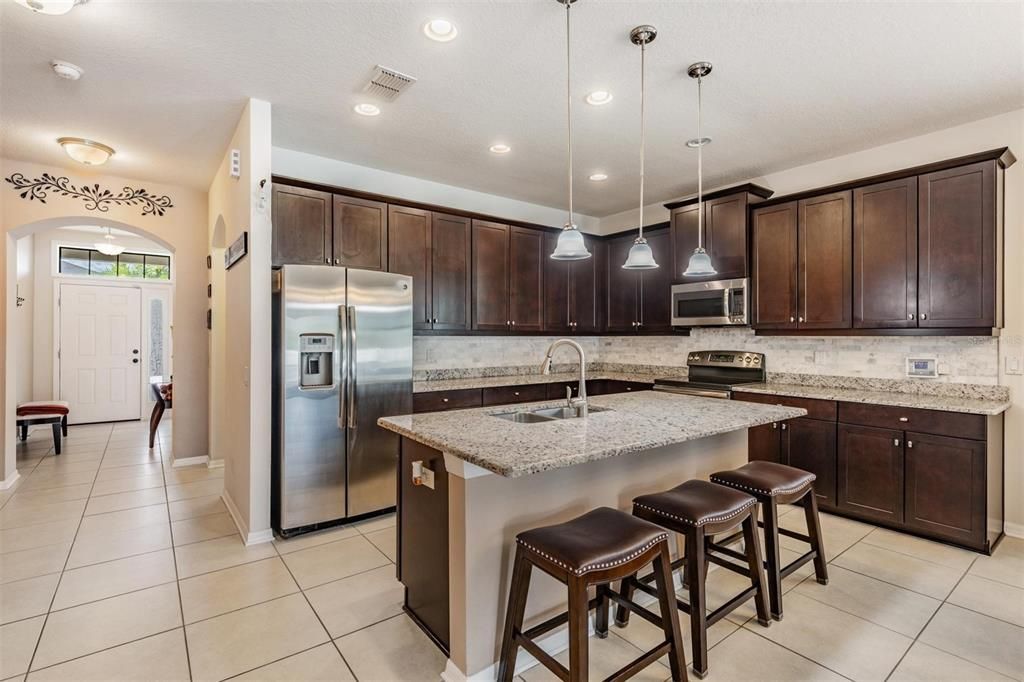 Active With Contract: $377,000 (3 beds, 2 baths, 1880 Square Feet)