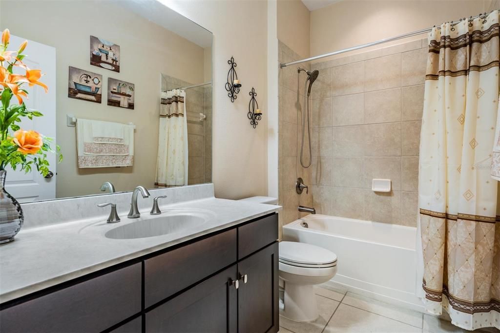 Active With Contract: $377,000 (3 beds, 2 baths, 1880 Square Feet)