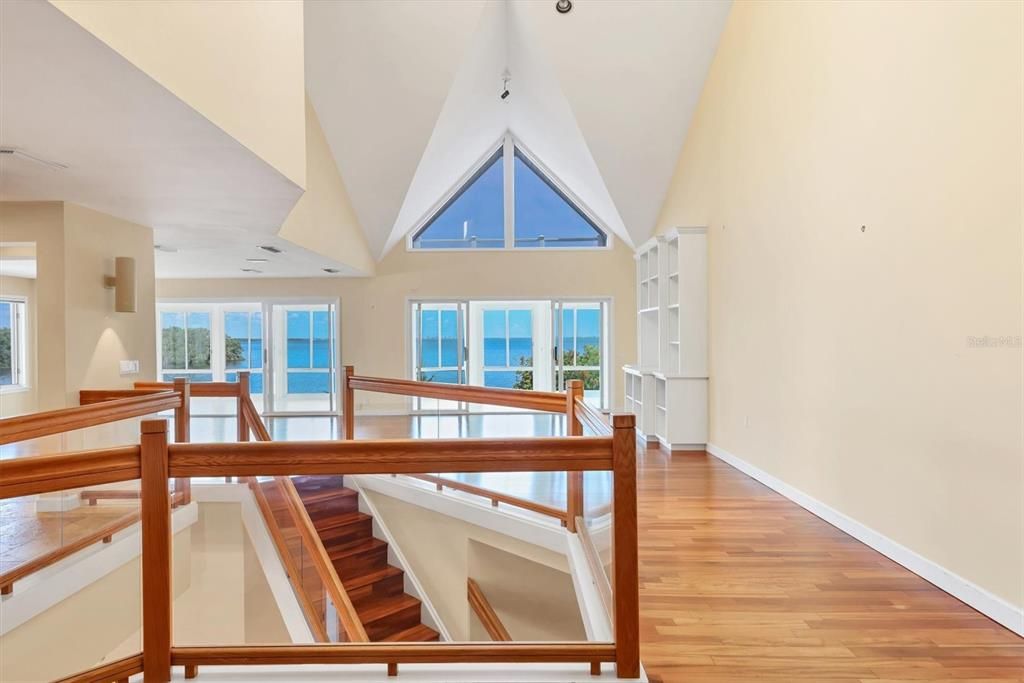 For Sale: $1,350,000 (3 beds, 3 baths, 4110 Square Feet)