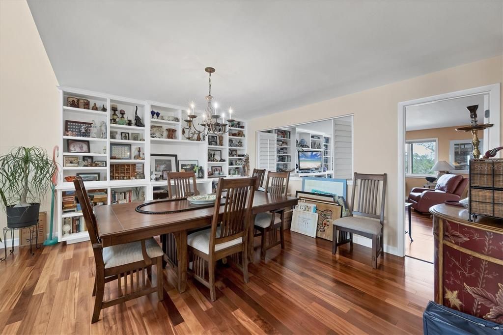 For Sale: $1,350,000 (3 beds, 3 baths, 4110 Square Feet)