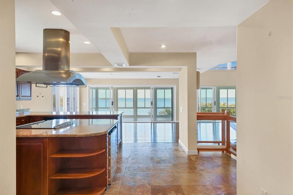 For Sale: $1,350,000 (3 beds, 3 baths, 4110 Square Feet)